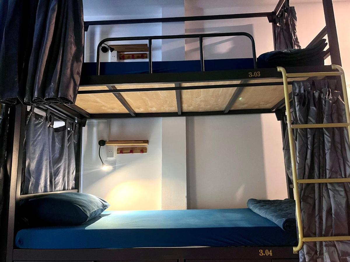 Joy Hostel Хошимін Екстер'єр фото