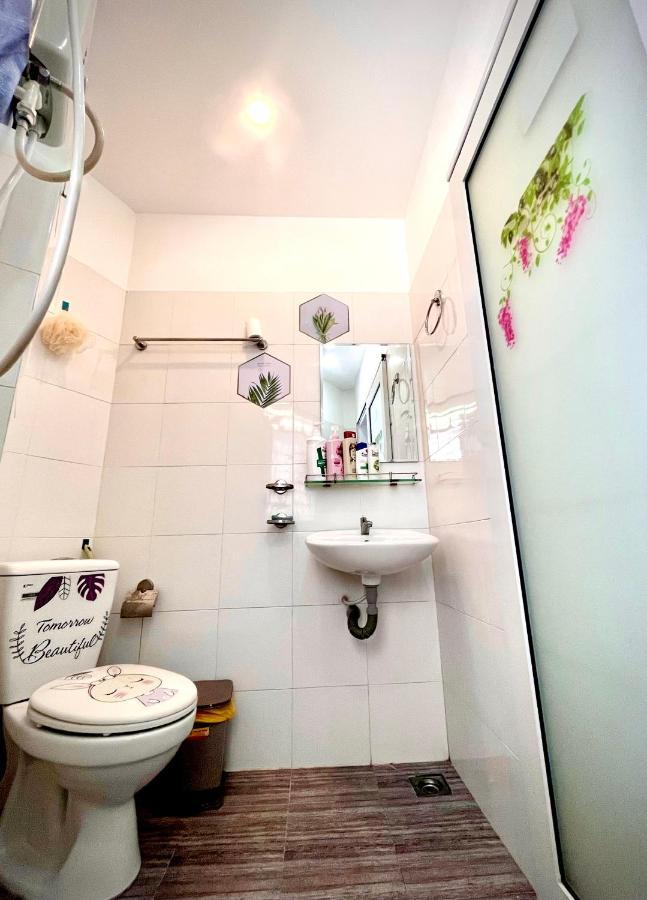 Joy Hostel Хошимін Екстер'єр фото